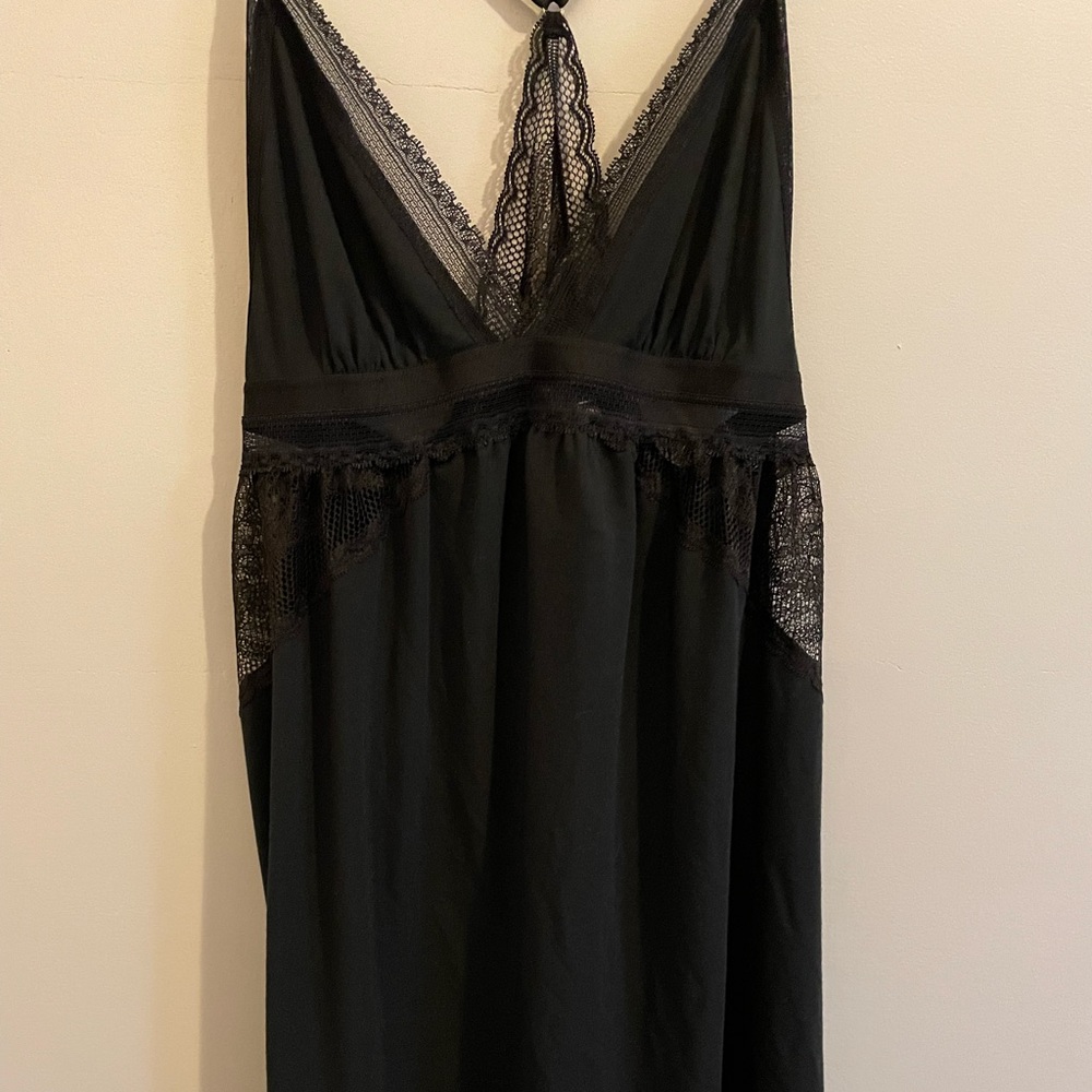 Black Victoria secret night gown. New with tags!!!